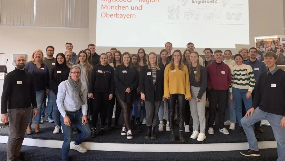 Digiscouts München Auftaktveranstaltung – © RKW Kompetenzzentrum Auszubildende und Ausbildungsverantwortliche bei der Digiscout-Auftaktveranstaltung.